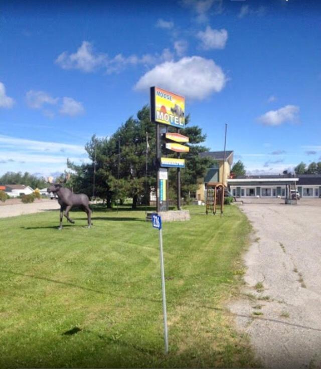 Moose Motel Smooth Rock Falls Εξωτερικό φωτογραφία